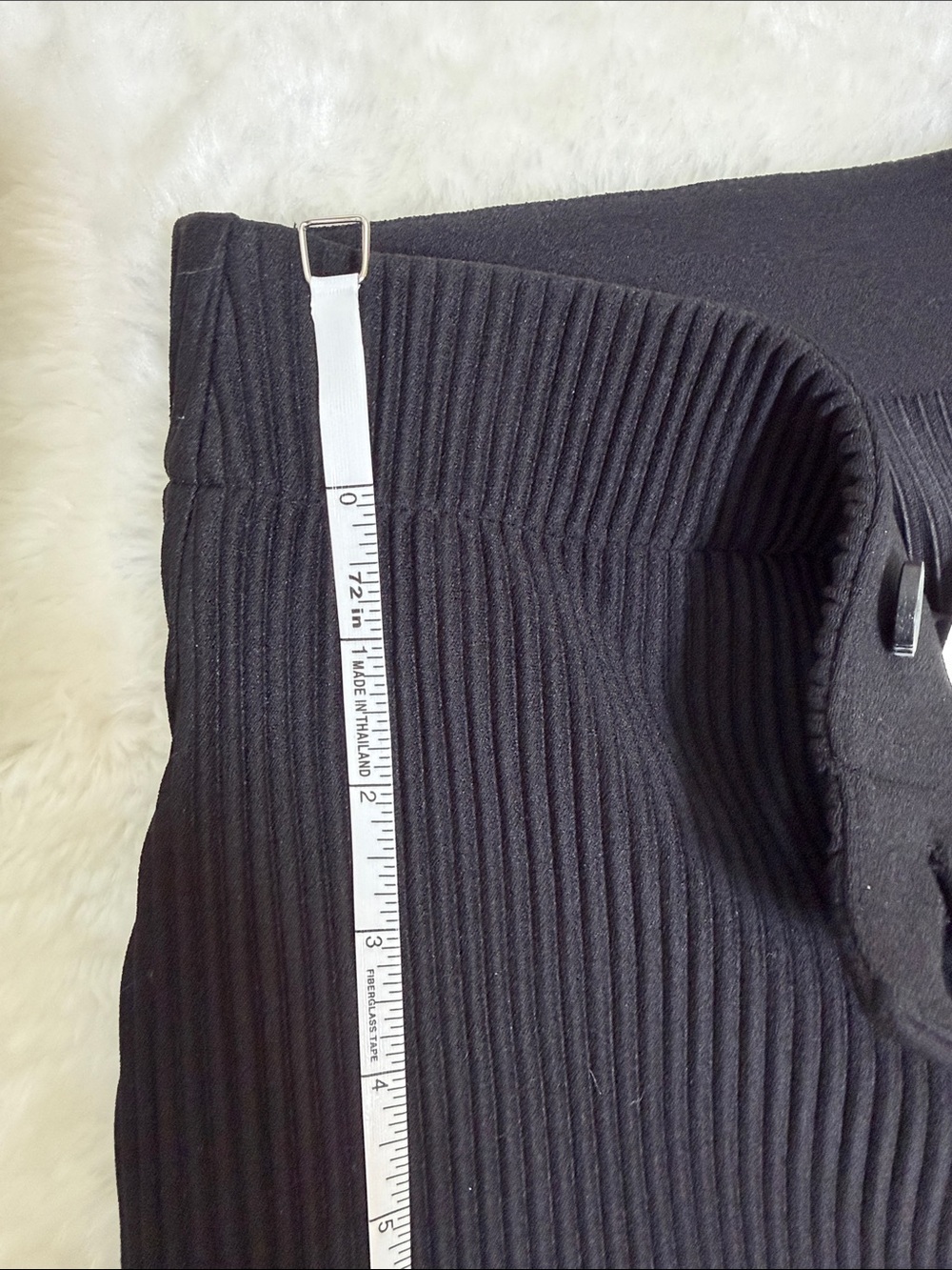 COS Black Ribbed High-Waist Knit Shorts - Picture 2 of 11